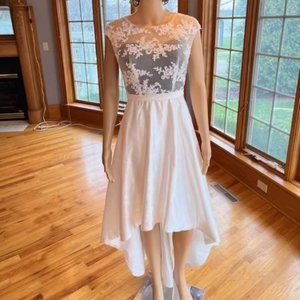 * Ada Bridal Ivory Black High Low Satin Lace Beaded Wedding Dress Gown Size 6